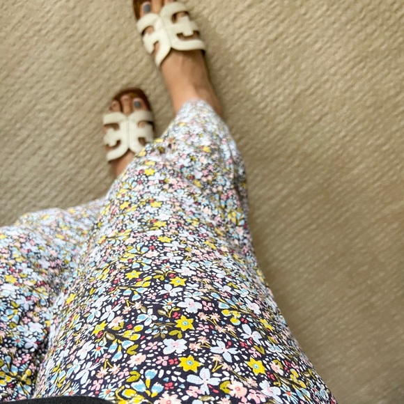 Floral Drawstring Pants - Picture 7 of 9